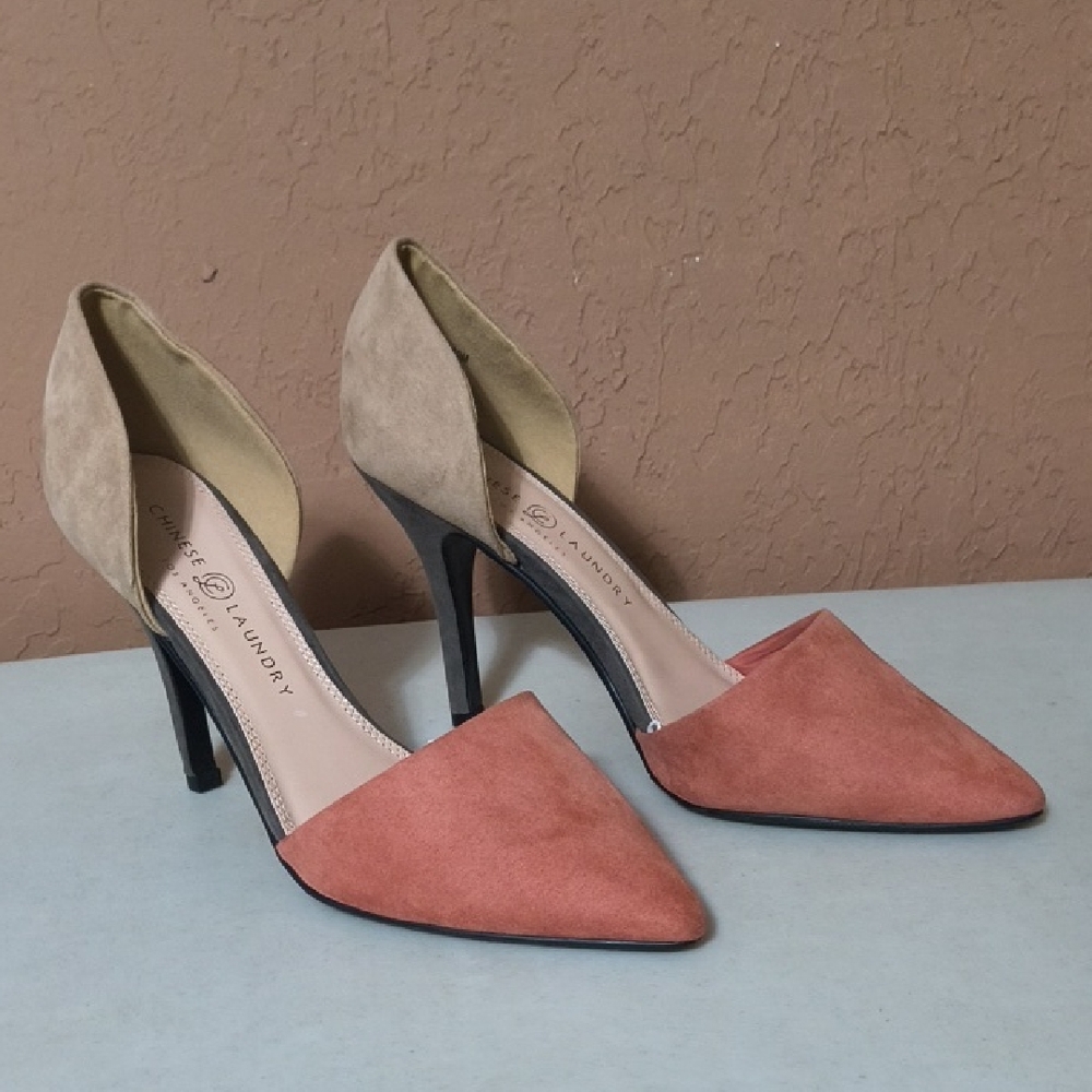 Chinese Laundry Coral and Beige Color Block D'Orsay Pointed-Toe Pumps Size 10